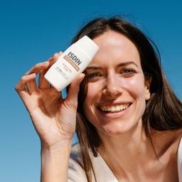 ISDIN FotoUltra100 Active Unify Color Fusion Fluid SPF50+