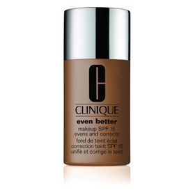CLINIQUE Even Better Fond de teint éclat correction teint SPF 15 - Acajou