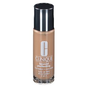 CLINIQUE Beyond Perfecting™ Foundation and Concealer 07 Cream Chamois