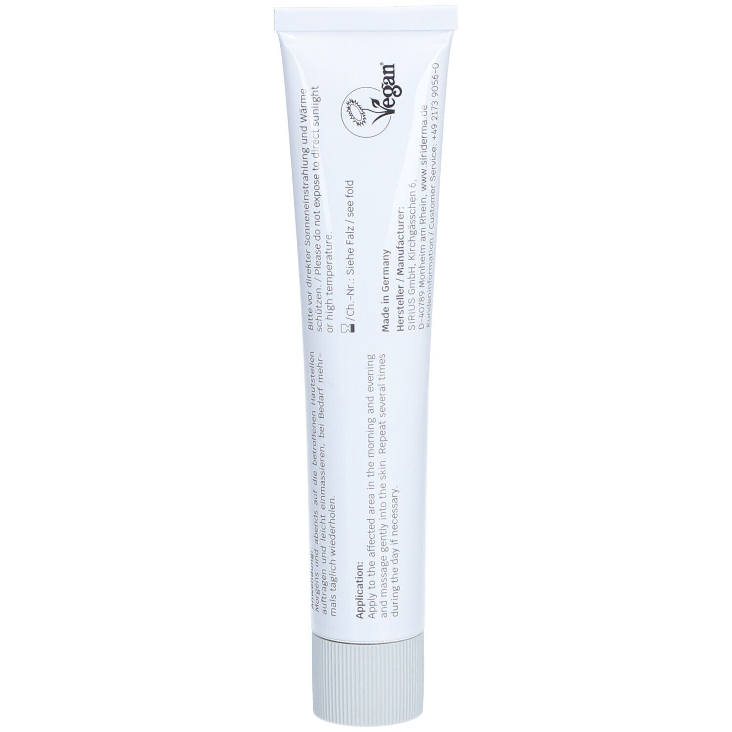Dos du tube de Siriderma Hydro Intense Crème. Blanc, texte et sceau Vegan. Fabriqué en Allemagne.