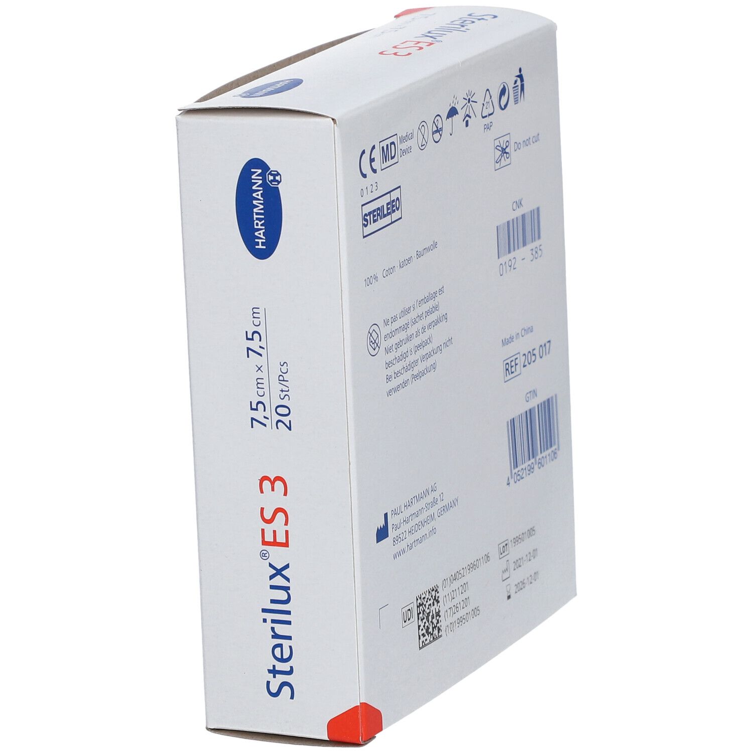 Boîte Hartmann Sterilux ES 3, vue latérale. Informations produit, logo, compresses 7,5x7,5 cm. Vue en angle.