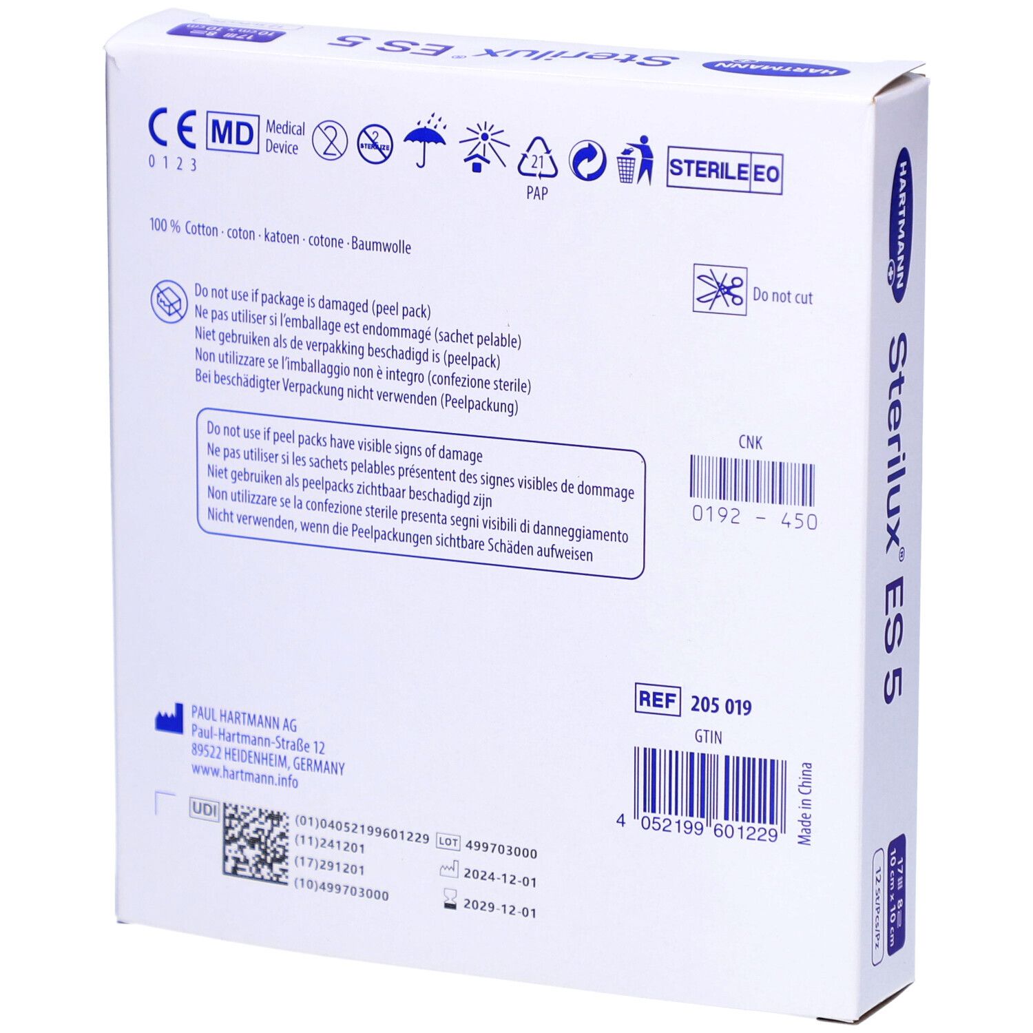 Dos de la boîte de compresses Sterilux ES 5. Inscriptions : marquage CE, adresse du fabricant, numéro de lot, date de péremption.