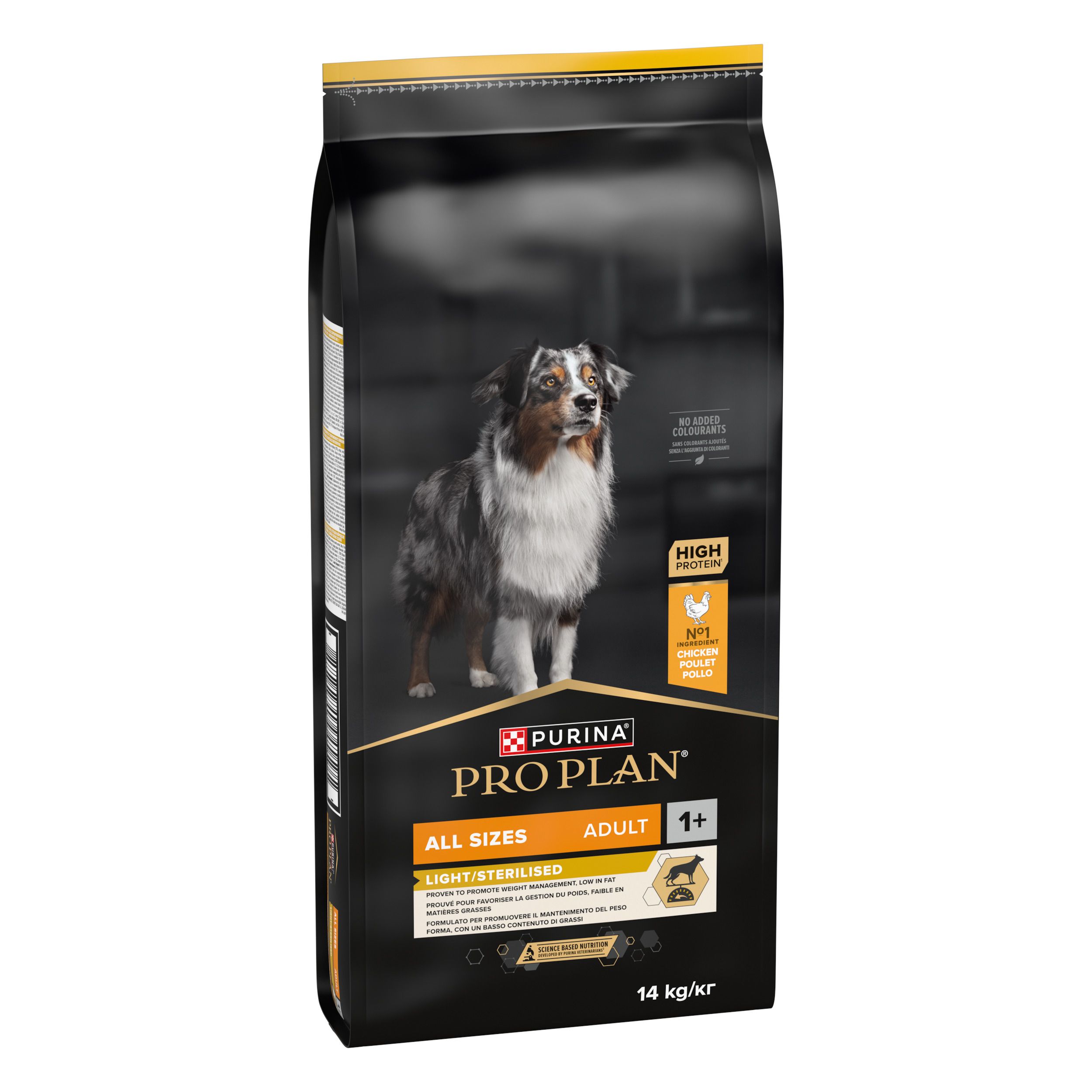 Sac de nourriture PRO PLAN® Light Sterilized Adult pour chien. Emballage noir, chien, accent jaune. Contient du poulet.