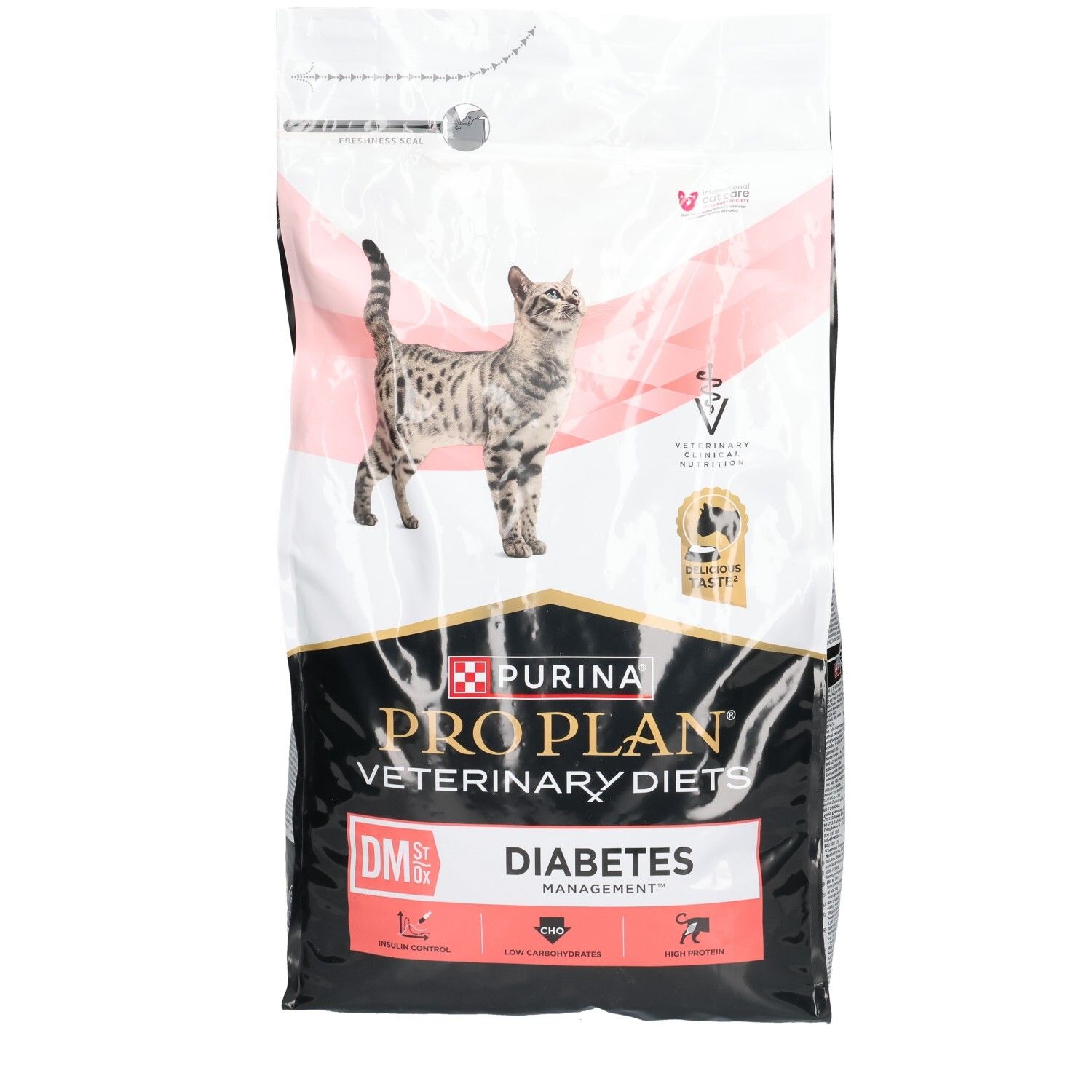 Sac de nourriture sèche pour chats. Inscription : PRO PLAN Veterinary Diets DM Diabetes Management. Image d'un chat.