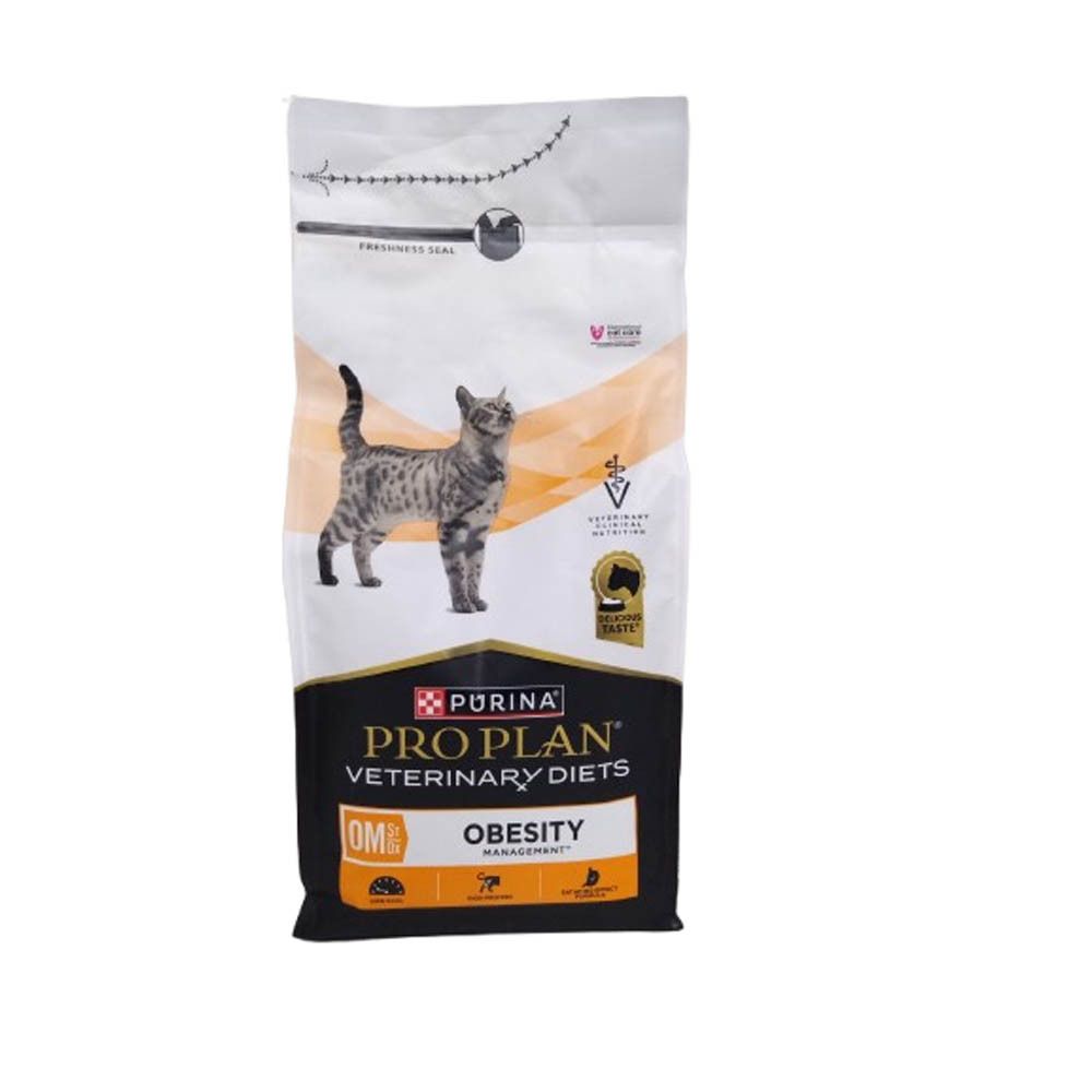 Sac de nourriture pour chats. Inscription : PRO PLAN VETERINARY DIETS OM OBESITY MANAGEMENT. Image d'un chat.