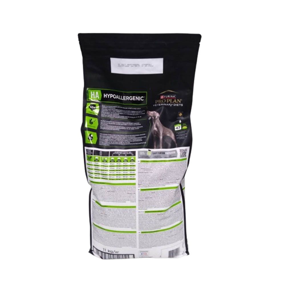 Dos du sac noir. Informations textuelles, accents verts. PRO PLAN Veterinary Diets HA. Hypoallergénique.