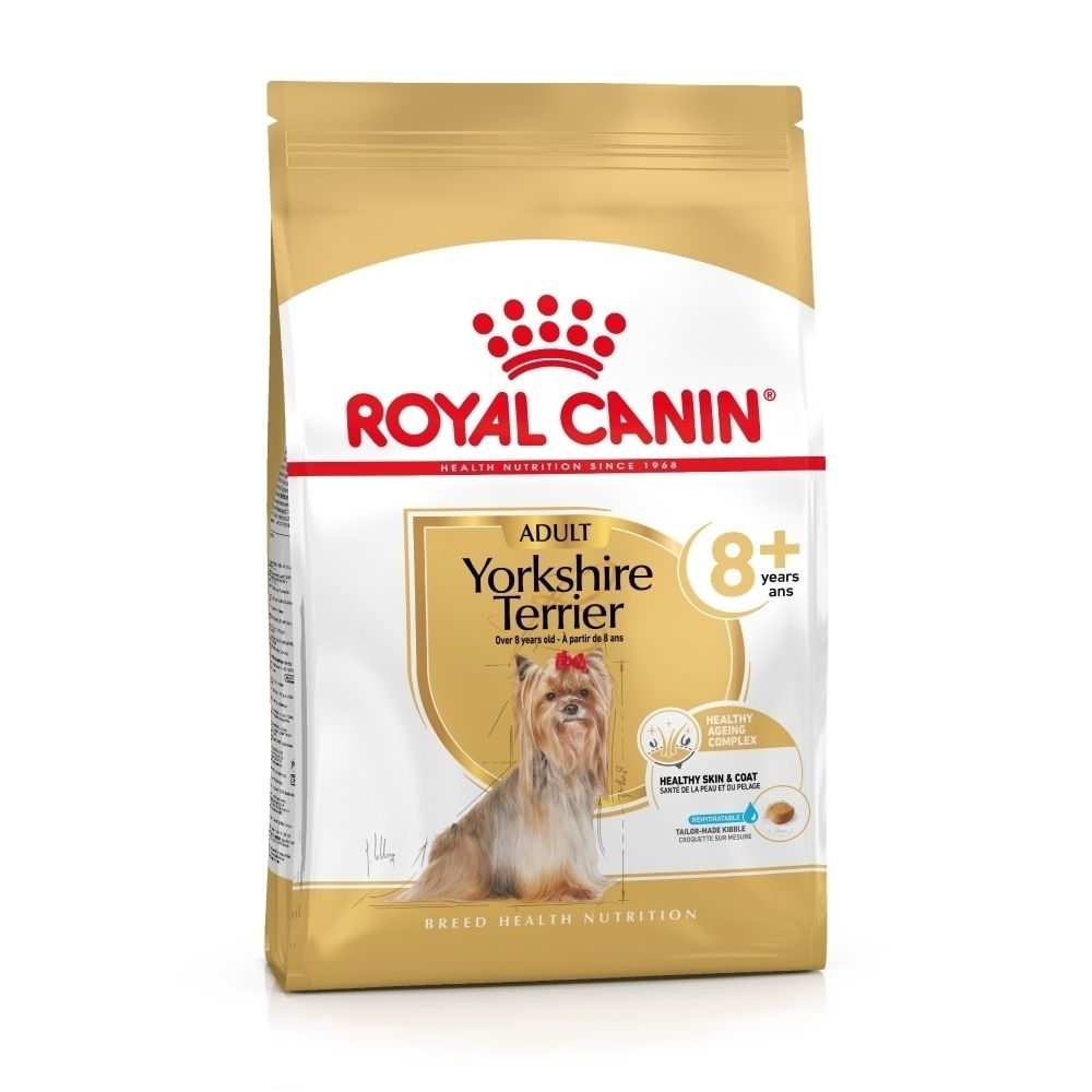 Nourriture Royal Canin Yorkshire Terrier 8+, sac 1kg avec chien.