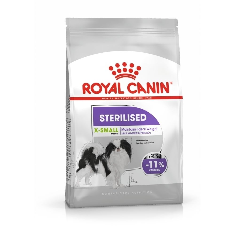 Sac de nourriture Royal Canin Sterilised X-Small pour chien avec image de chien et réduction des calories.