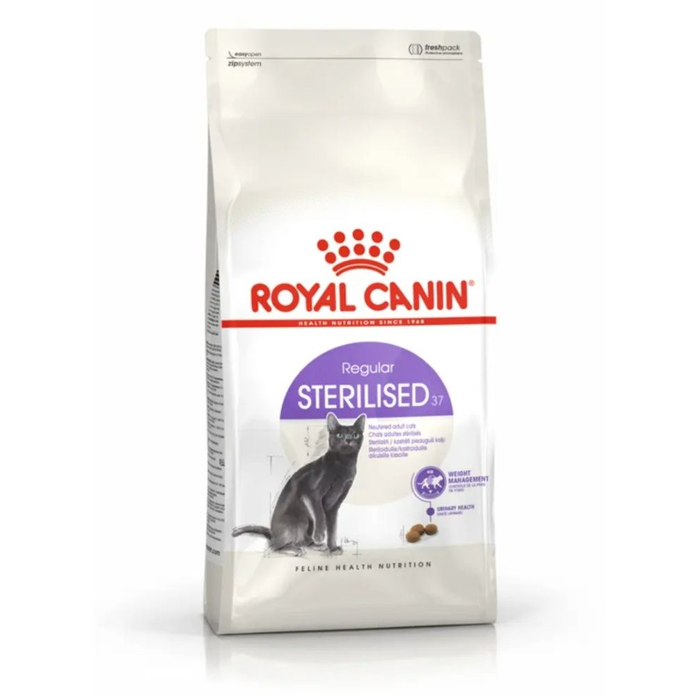Sacs de nourriture pour chats Royal Canin Sterilised, avec image de chat et informations produit.