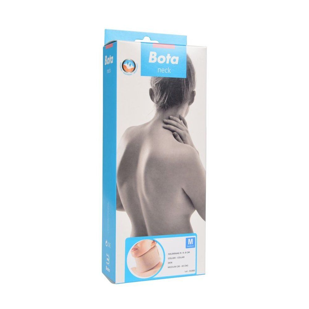 Personne portant un collier cervical beige. Marque visible non présente. Gros plan.