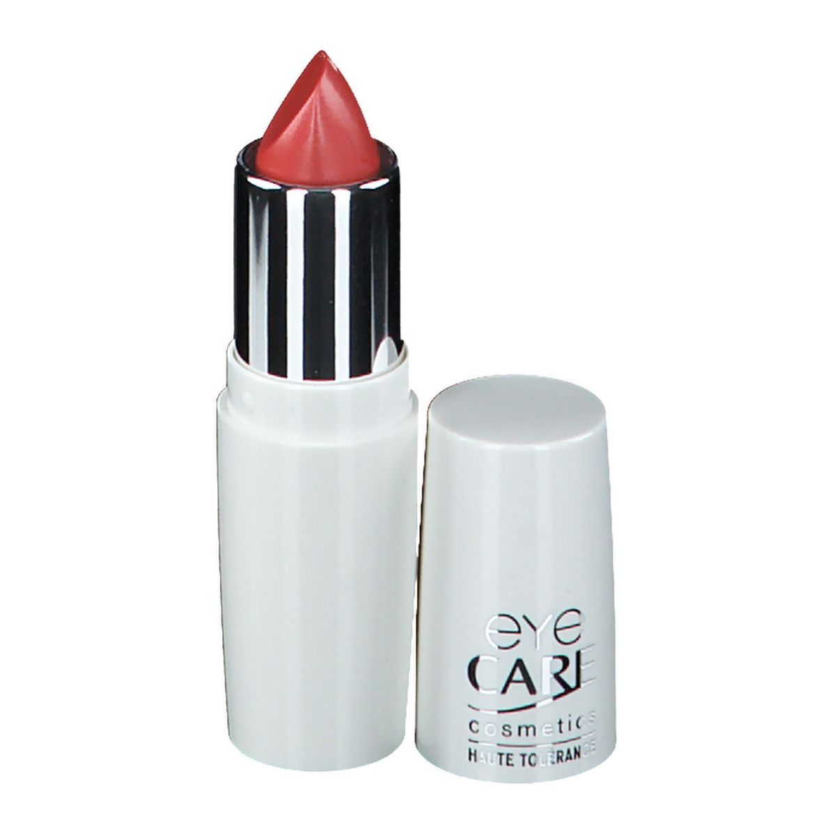 Rouge à lèvres ouvert. Boîtier blanc, manchon argenté, rouge à lèvres rouge. Eye Care Cosmetics.