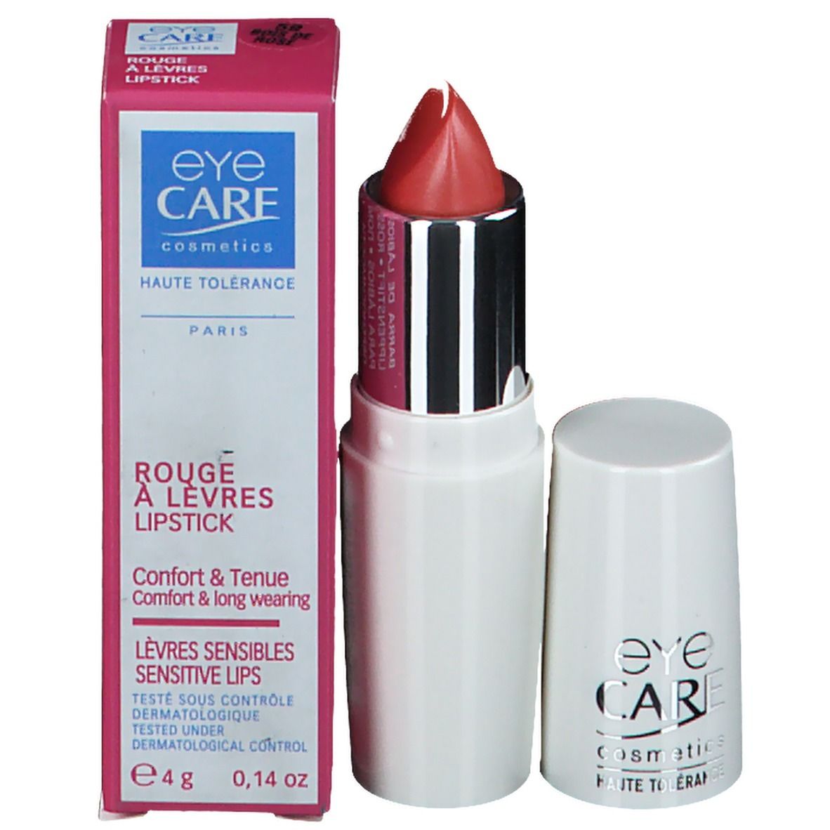 Rouge à lèvres avec emballage. Boîtier blanc, manchon argenté, rouge à lèvres rouge. Eye Care Cosmetics. Texte sur l'emballage.