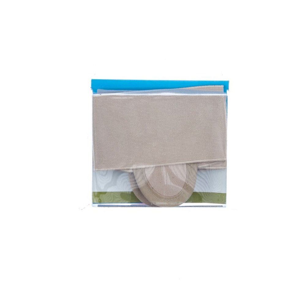 Coussinet métatarsien M3 dans un emballage transparent. Tissu beige, forme circulaire et rectangulaire. Accents bleus et verts.