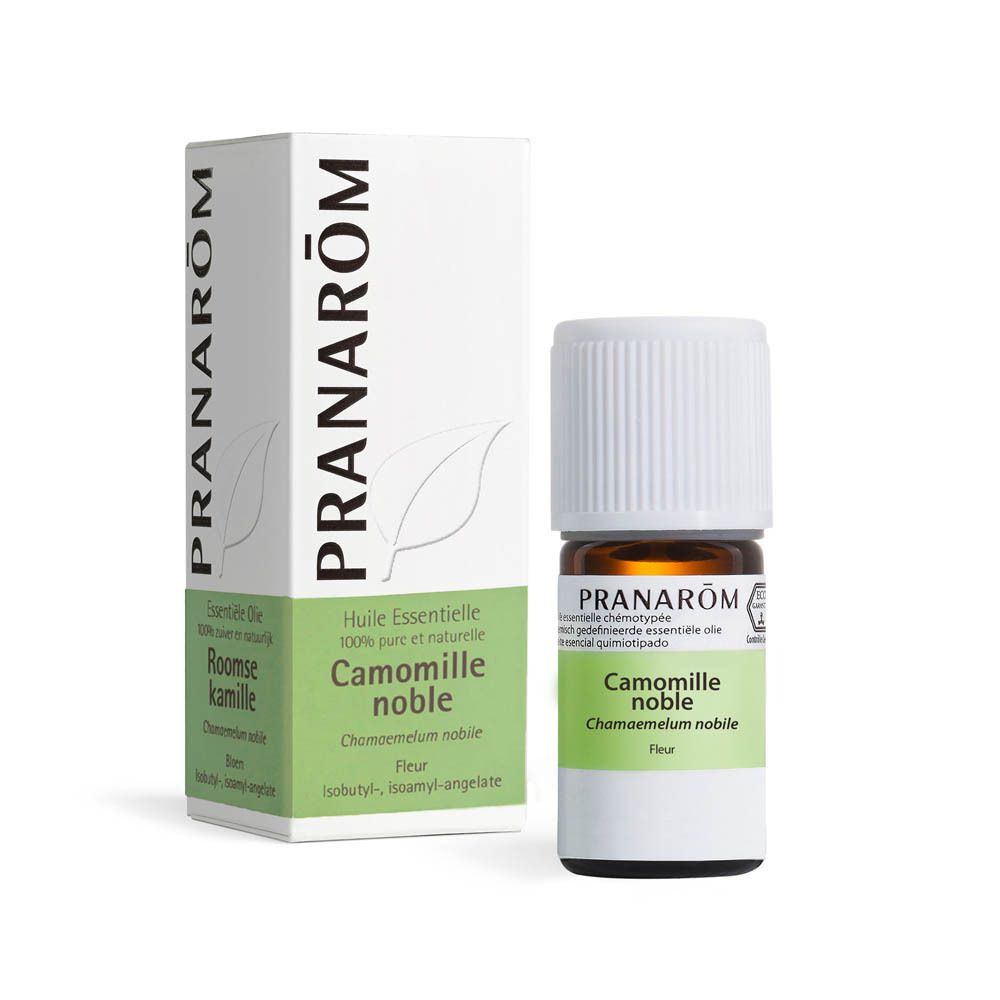 Emballage du produit avec flacon. Boîte avec nom du produit et marque PRANAROM. Flacon avec bouchon blanc.