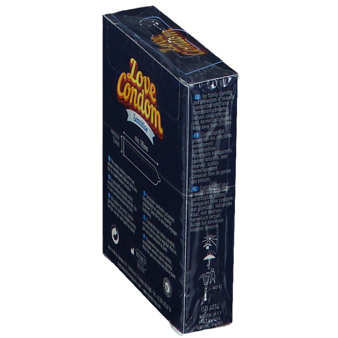 Boîte Love Condom Sensitive en biais. Emballage bleu avec informations produit et illustration de préservatif.
