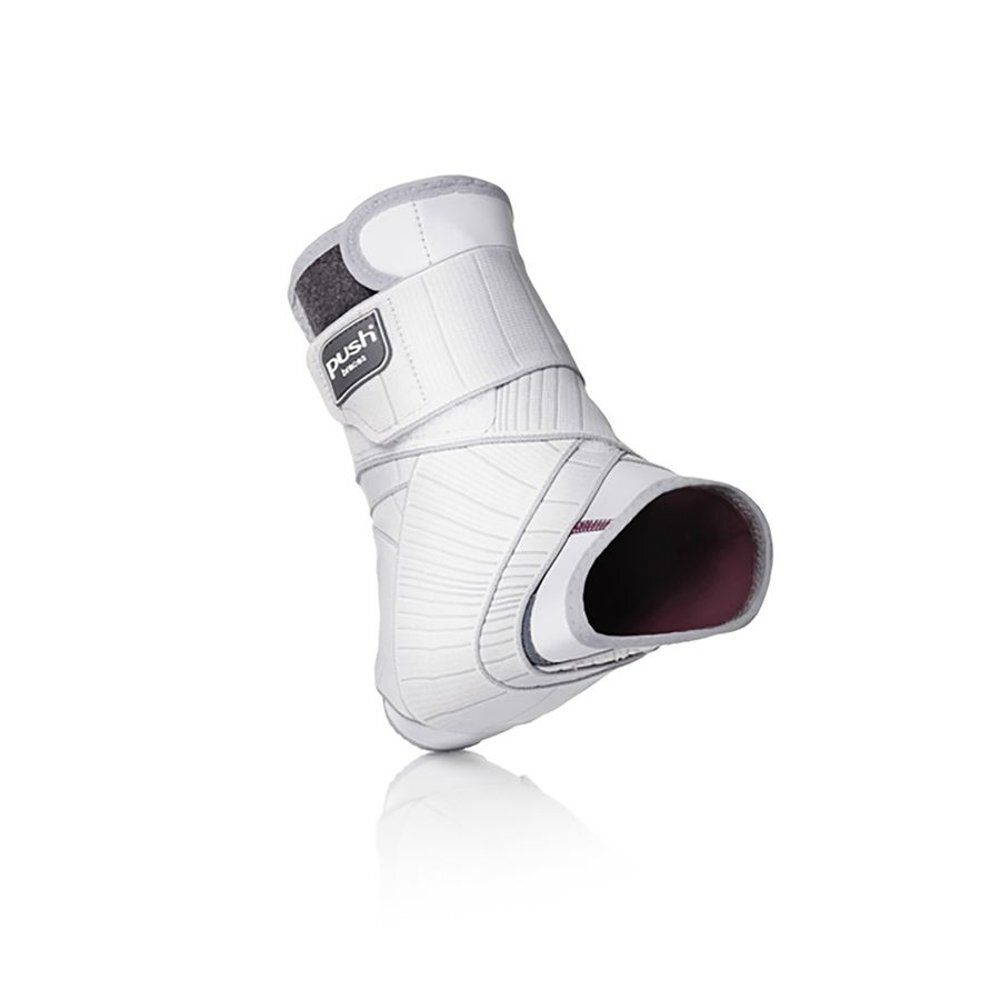Emballage de l'attelle de cheville. Marque Push. Nom du produit : med Ankle Brace. Pour la jambe gauche.