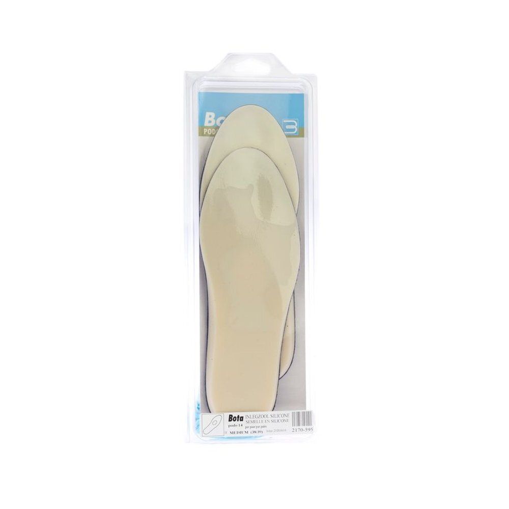 Deux semelles intérieures beiges dans emballage. Marque Bota. Pour chaussures.
