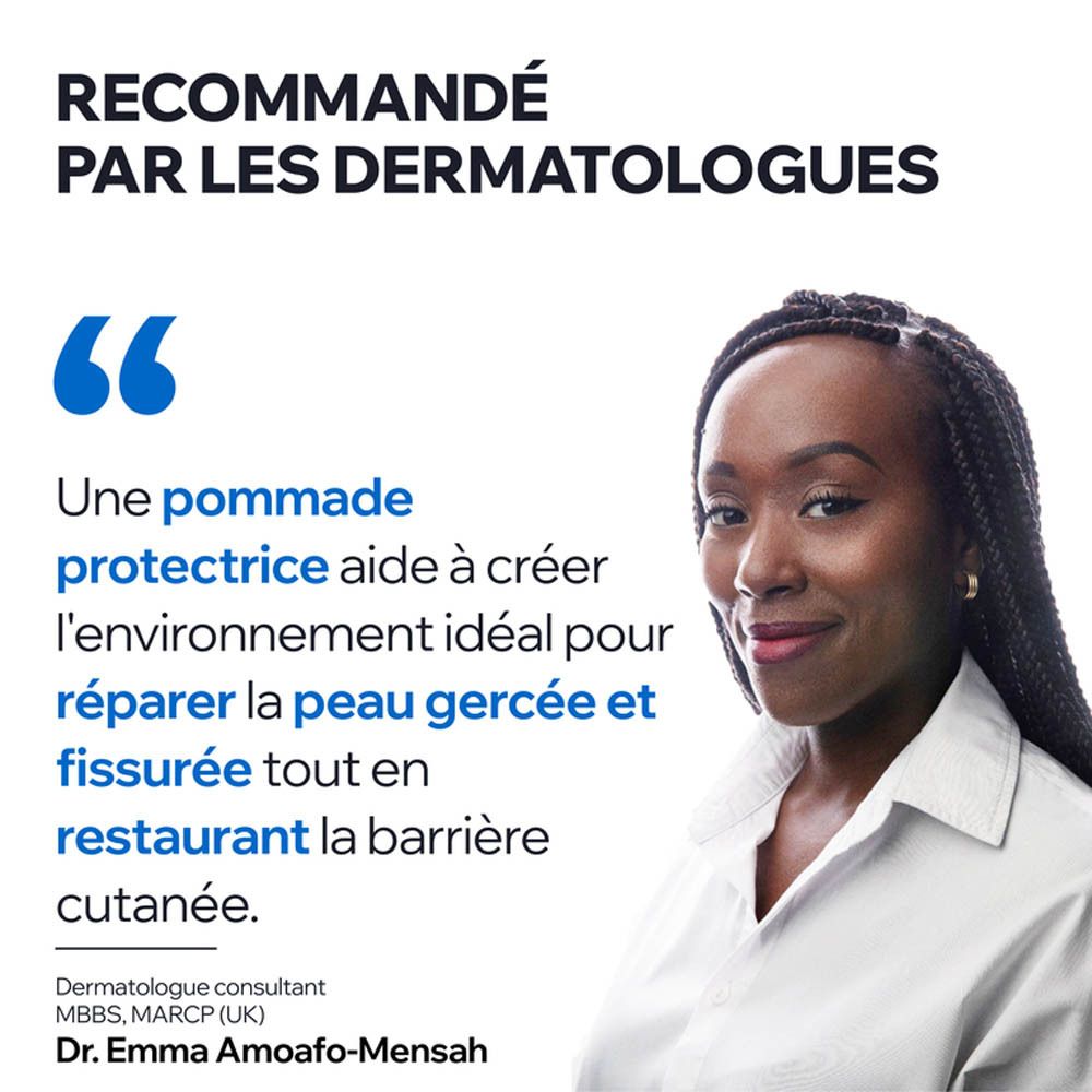 Portrait d'une dermatologue recommandant une pommade protectrice pour peau gercée.