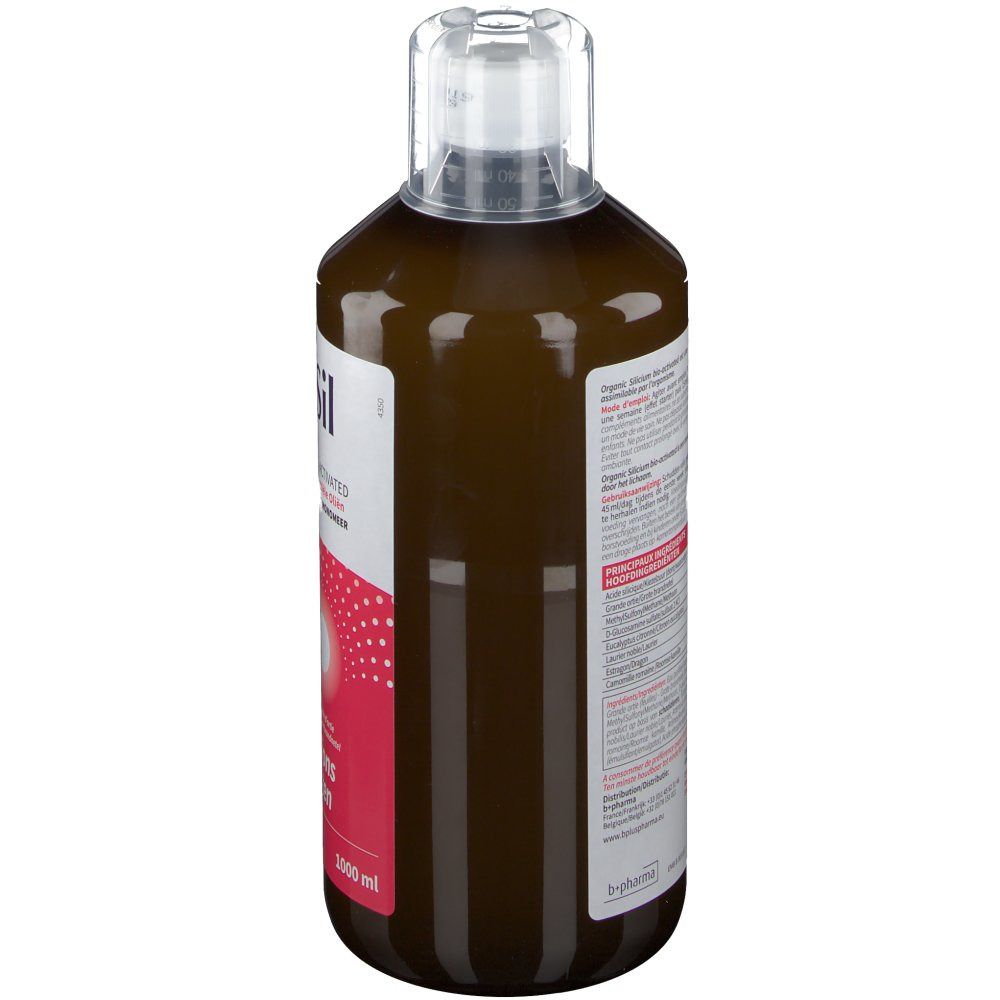 Liquide brun dans une bouteille avec bouchon transparent. Étiquette avec texte et informations. Vue arrière.