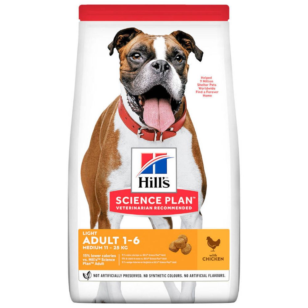 Sac de nourriture pour chiens avec un Boxer. Inscription : Hill's Science Plan Light Adult 1-6. Au poulet. Sans additifs artificiels.