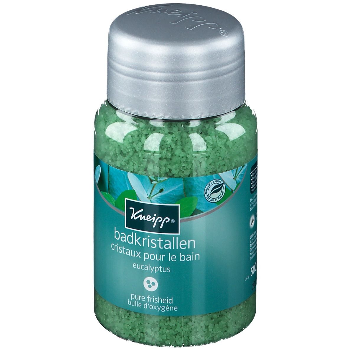 Pot de cristaux de bain Kneipp Eucaliptus. Cristaux verts, couvercle argenté. Inscription: Badkristallen, Eucaliptus, pure frisheid, 500g.