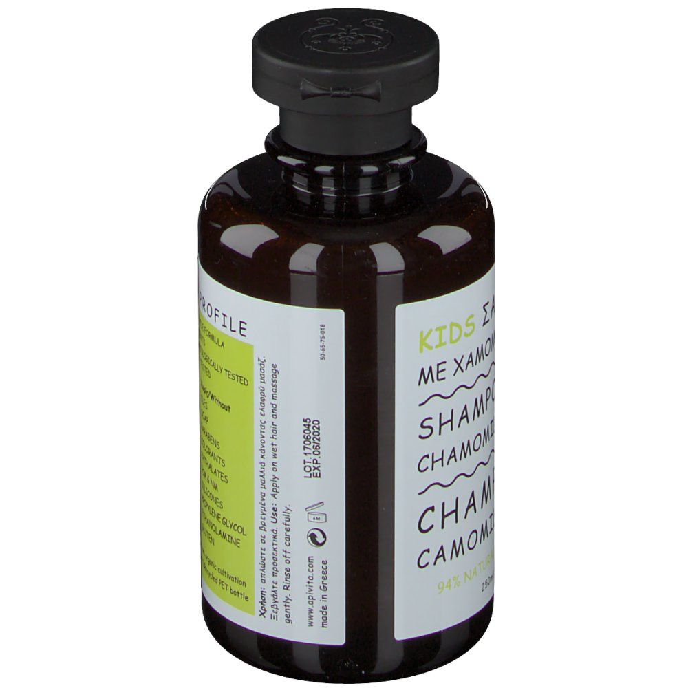 Apivita Kids Shampoing. Bouteille avec inscription: Shampooing Camomille. Date de péremption. Fabriqué en Grèce.