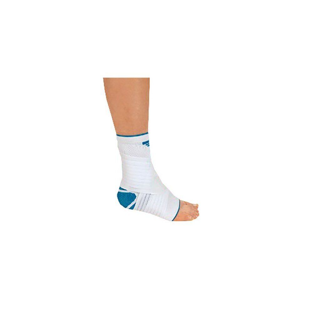 Attelle de cheville blanche et bleue. Montre une jambe avec une attelle. Accent bleu en haut et en bas. Sur fond blanc.