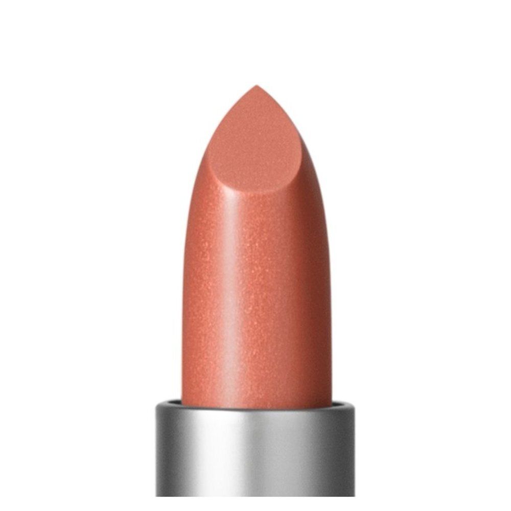 Gros plan du rouge à lèvres T.LeClerc. Couleur nude, bâton argenté.