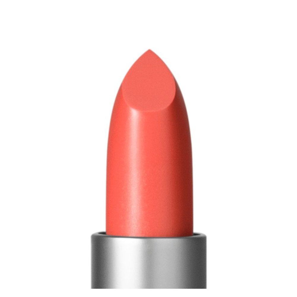Gros plan d'un rouge à lèvres. Le rouge à lèvres est rose.