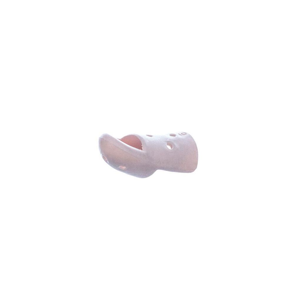Attelle de bout de doigt beige en plastique avec trous d'aération.