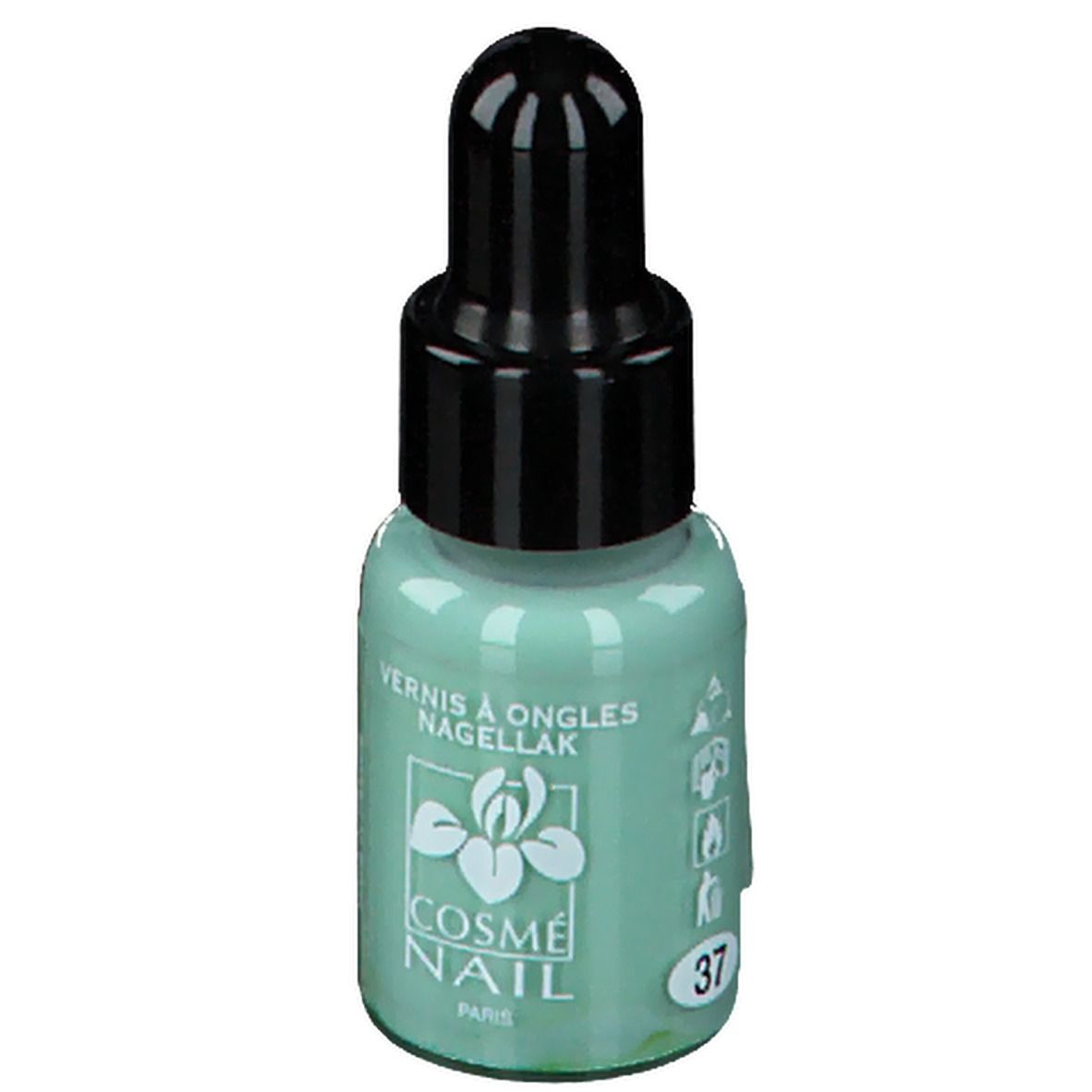Vernis à ongles vert en flacon compte-gouttes. Bouchon noir. Inscription : Cosmé Nail, 37.