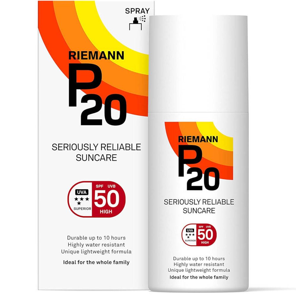 Spray Riemann P20 SPF50+ et emballage. Spray blanc avec logo rouge et jaune. SPF 50.