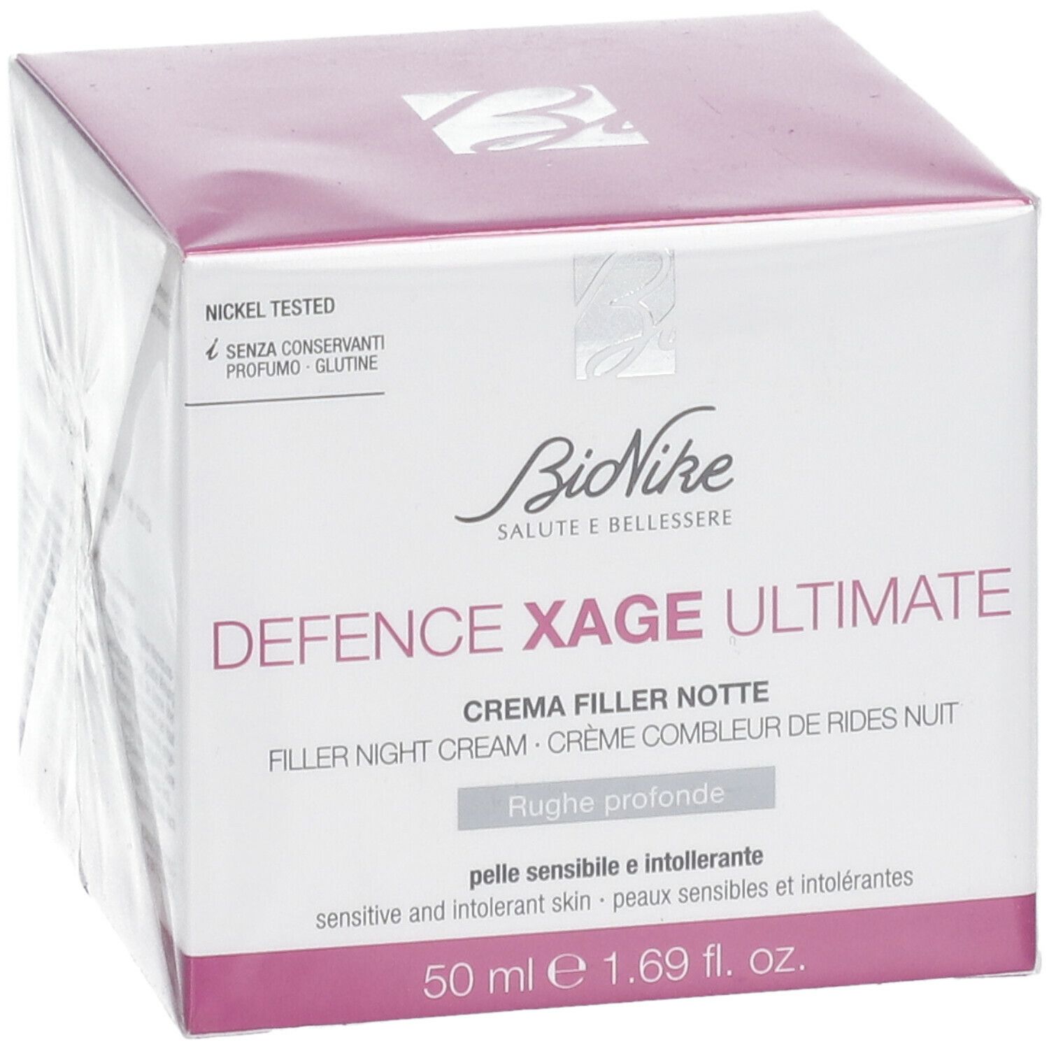 Boîte de crème de nuit BioNike DEFENCE XAGE Ultimate. Boîte rose et blanche avec nom et logo du produit. Testé au nickel.