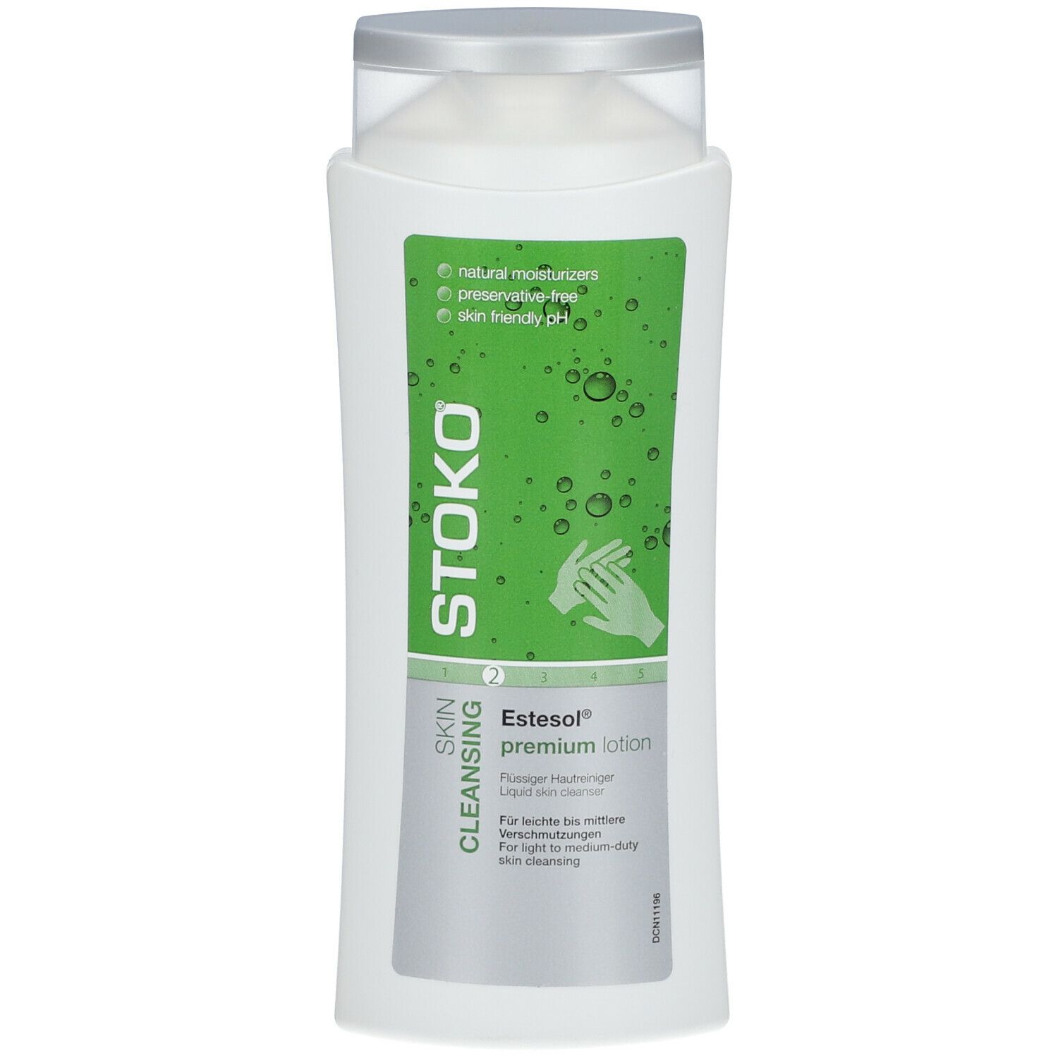 Flacon blanc et vert STOKO Estesol® Flüssige Hautreinigung. Étiquette verte avec nom du produit, mains et texte. Bouchon argenté.
