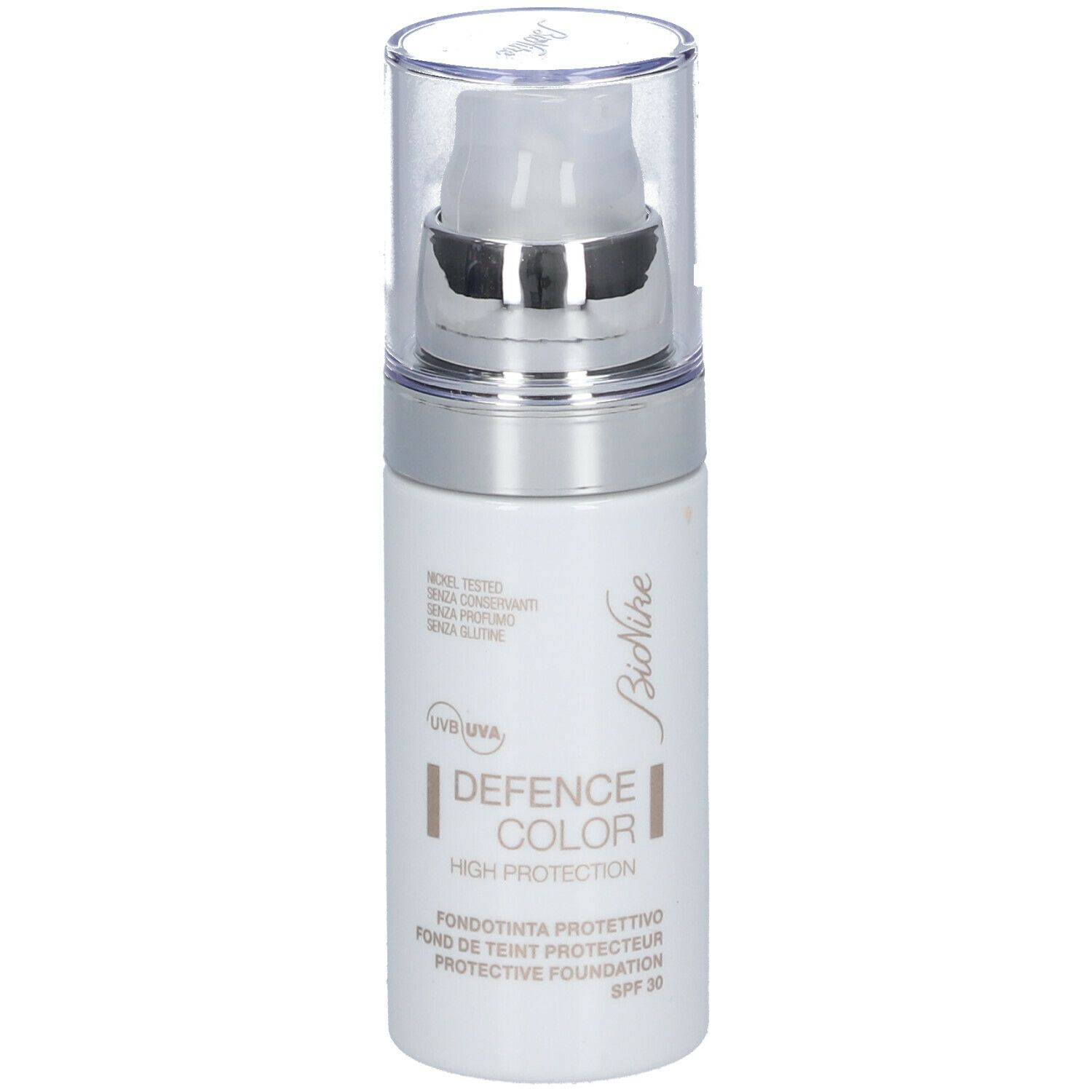 Flacon blanc avec pompe. Inscription : Defence Color High Protection, Protective Foundation SPF30. Marque : BioNike.