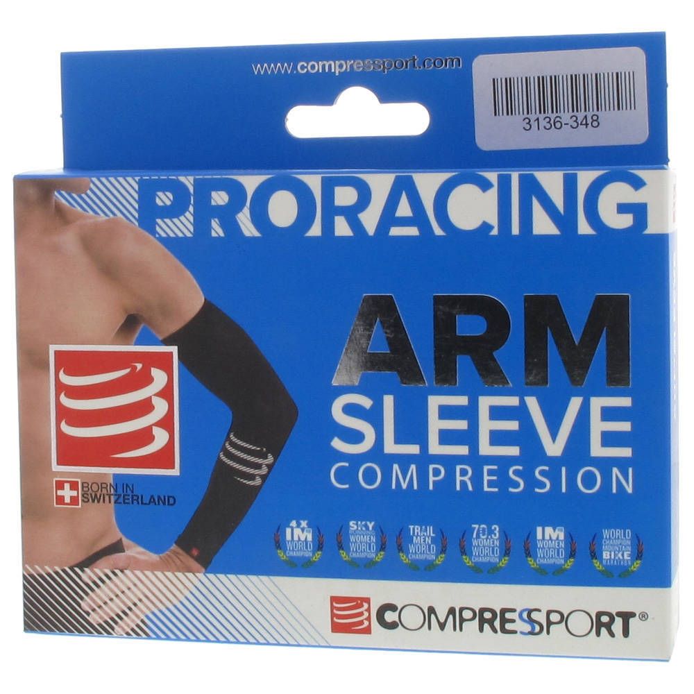 Boîte d'emballage avec manchon de bras noir. Texte: PRORACING ARM SLEEVE COMPRESSION. Logo et marque: Compressport.