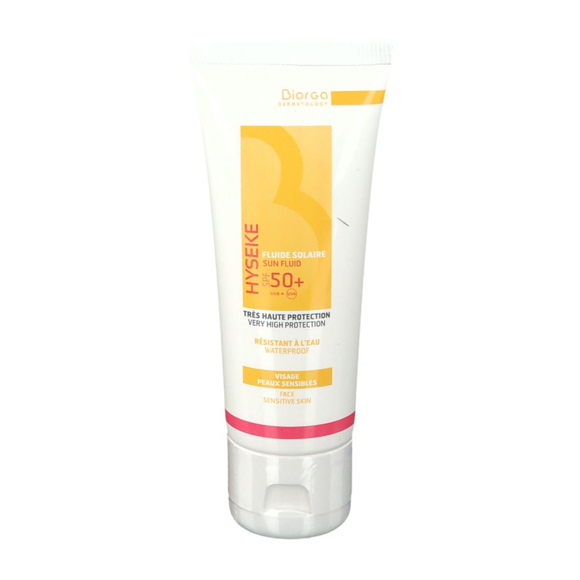 Tube blanc avec étiquette jaune-orange. Inscription: HYSEKE Fluide solaire SPF 50+. Pour peaux sensibles.