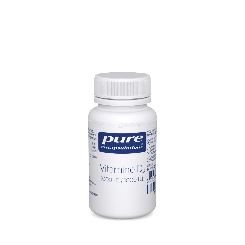 Flacon blanc avec bouchon à vis. Inscription: Pure Encapsulations, Vitamine D3 1000 UI.