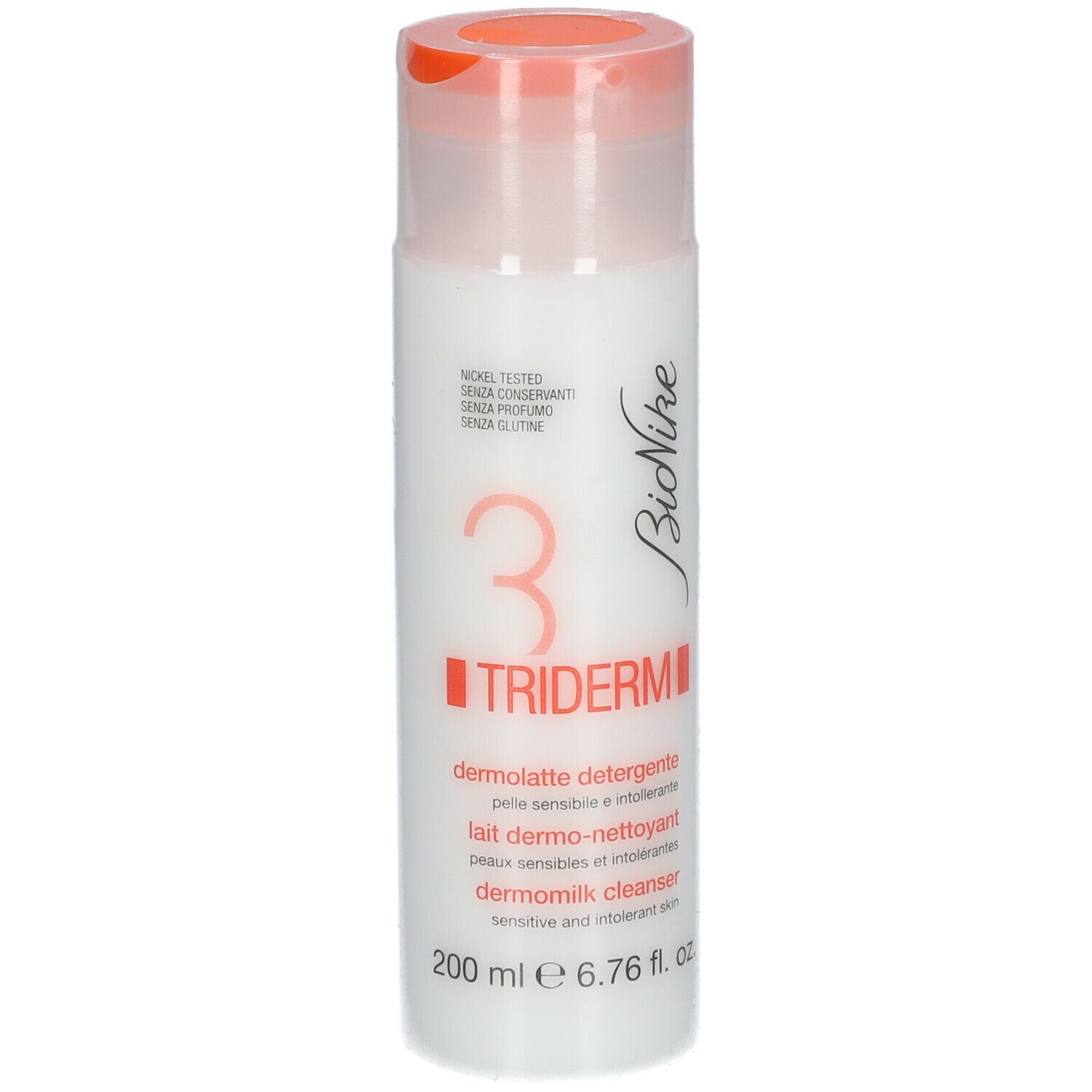 Flacon blanc avec bouchon rose. Inscription : 3 TRIDERM, Bionike. 200 ml.