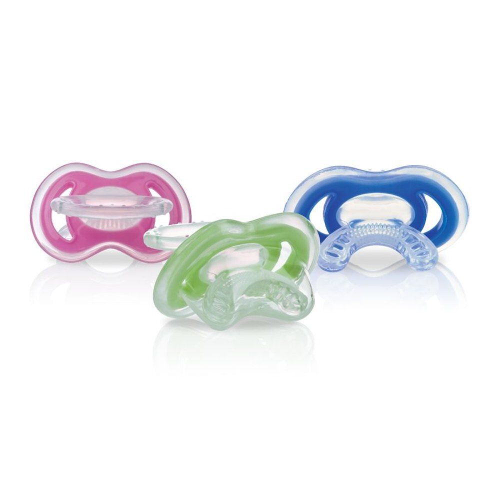 Trois anneaux de dentition Nuby, roses, verts et bleus.