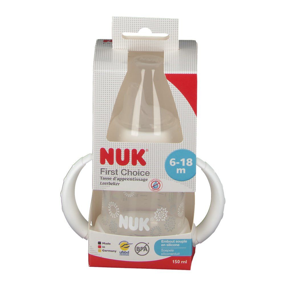 Biberon d'apprentissage NUK First Choice dans son emballage. Recommandé pour les 6-18 mois. Sans BPA.