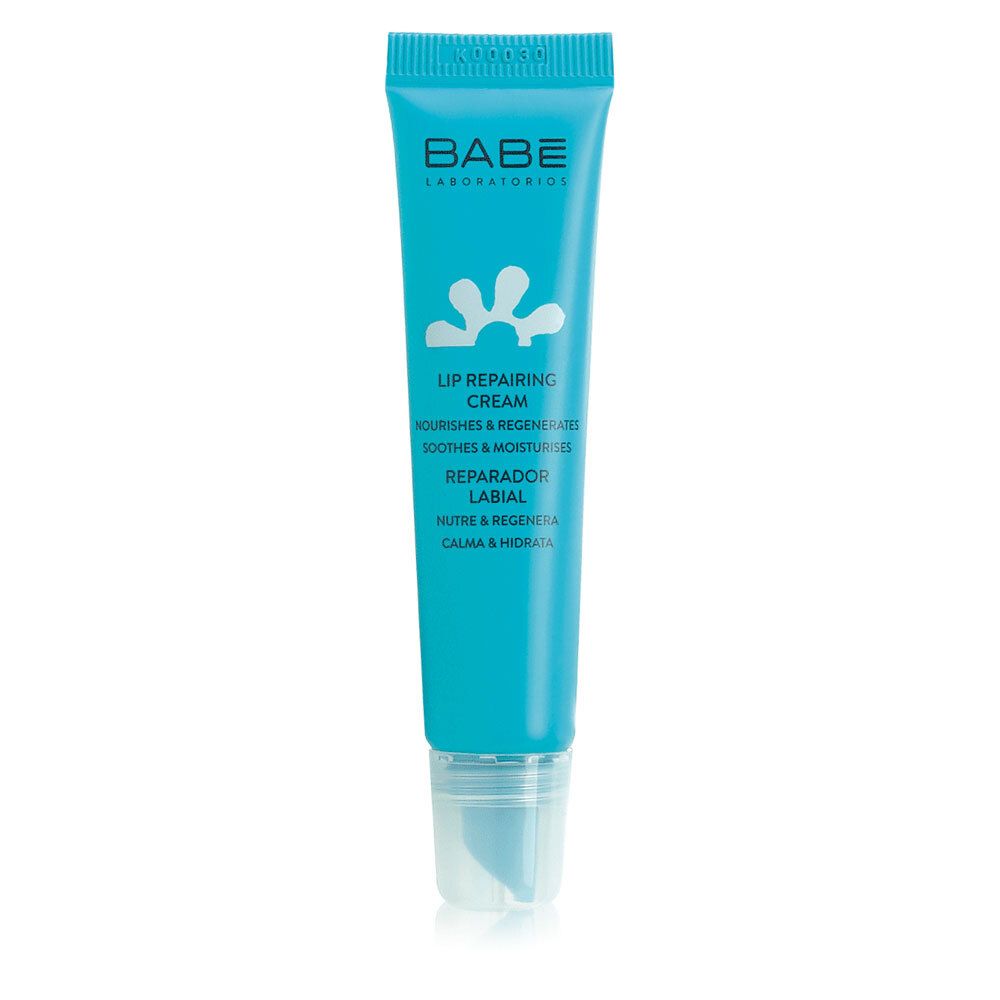 Tube turquoise. Logo BABÉ et texte "LIP REPAIRING CREAM". Applicateur transparent.