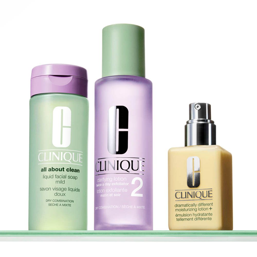 Flacon de lotion hydratante Clinique, dos avec texte.