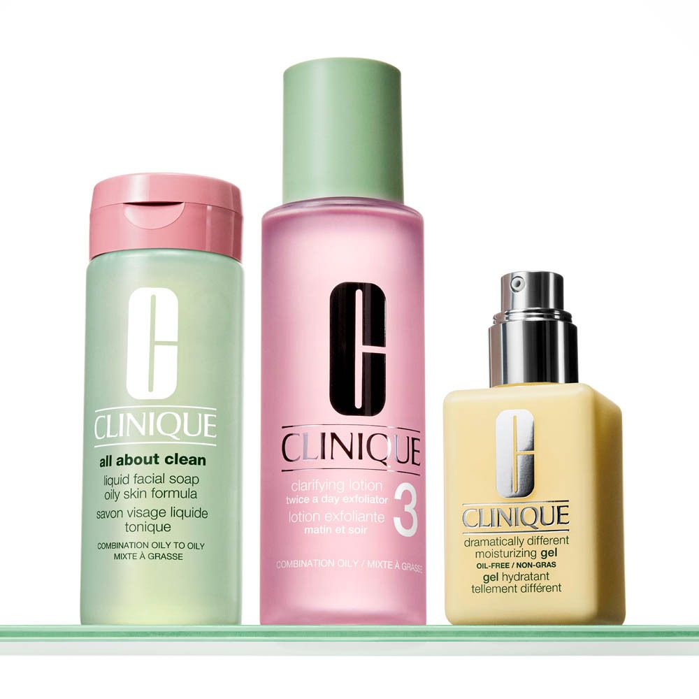 Côté de l'emballage du gel hydratant Clinique Dramatically Different.