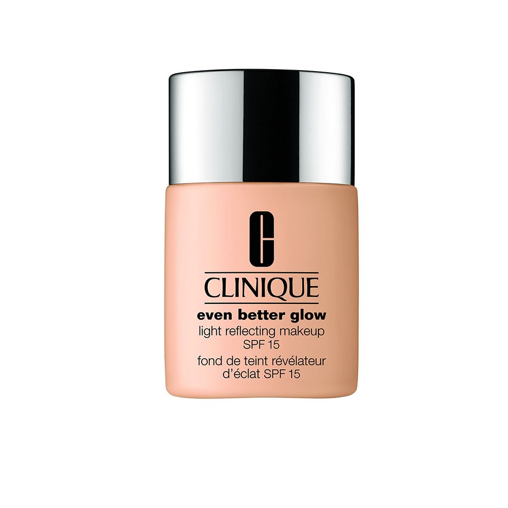 Clinique Even Better Glow™ Fond de Teint Révélateur d’Éclat SPF 15 CN 10 Alabaster - Anti-Pigmentation