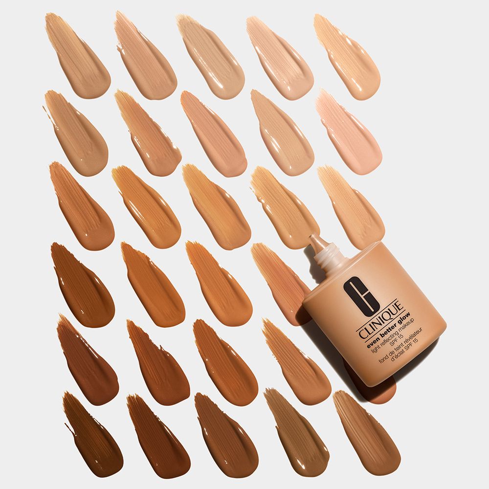 Clinique Even Better Glow™ Fond de Teint Révélateur d’Éclat SPF 15 WN 38 Stone - Anti-Pigmentation