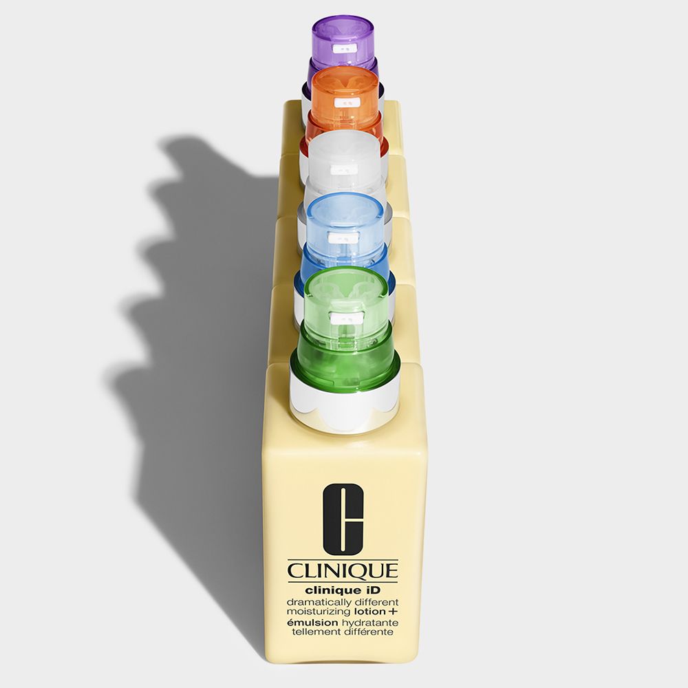 Six flacons avec cartouches colorées. Inscription: CLINIQUE iD, Dramatically Different Moisturizing Lotion +.