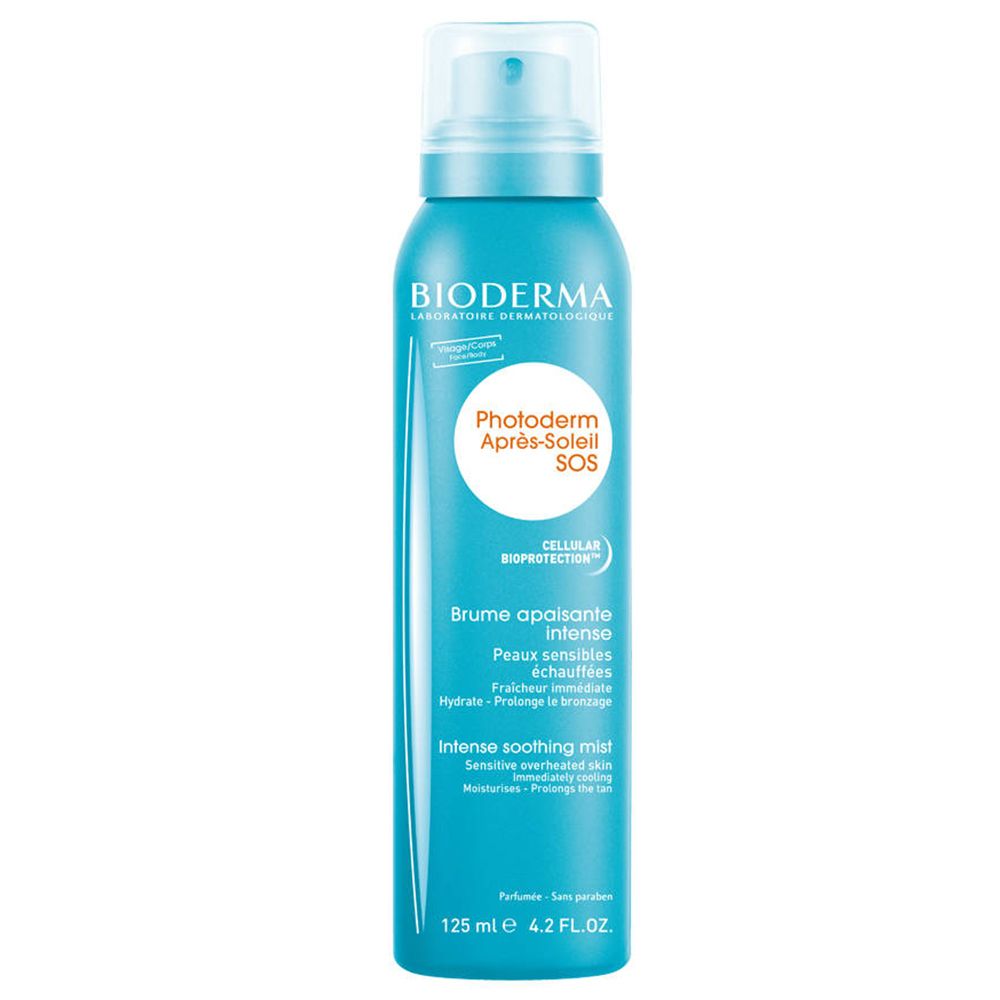 Spray bleu BIODERMA. Inscription: Photoderm Après-Soleil SOS. Texte: Brume apaisante intense, Intense soothing mist. 125 ml.