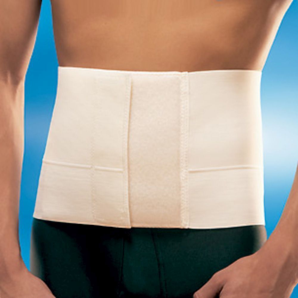 Vue latérale de l'emballage. Informations sur le produit et indications de taille. Taille M.