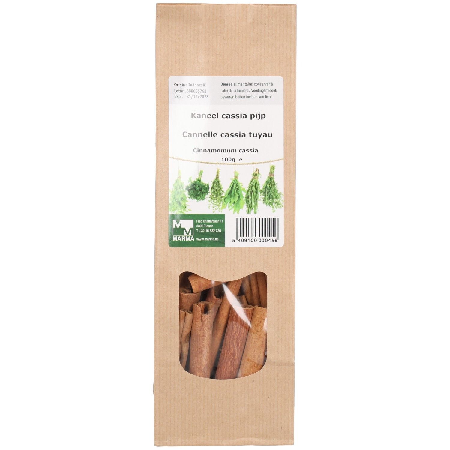 Sachet de bâtons de cannelle. Fenêtre montrant les bâtons. Inscription: Kaneel cassia pijp, Cinnamomum cassia, 100g, Marma.